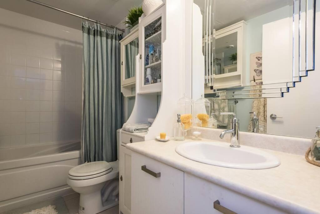Stunning Condo With Fantastic View Of The City! Toronto Dış mekan fotoğraf